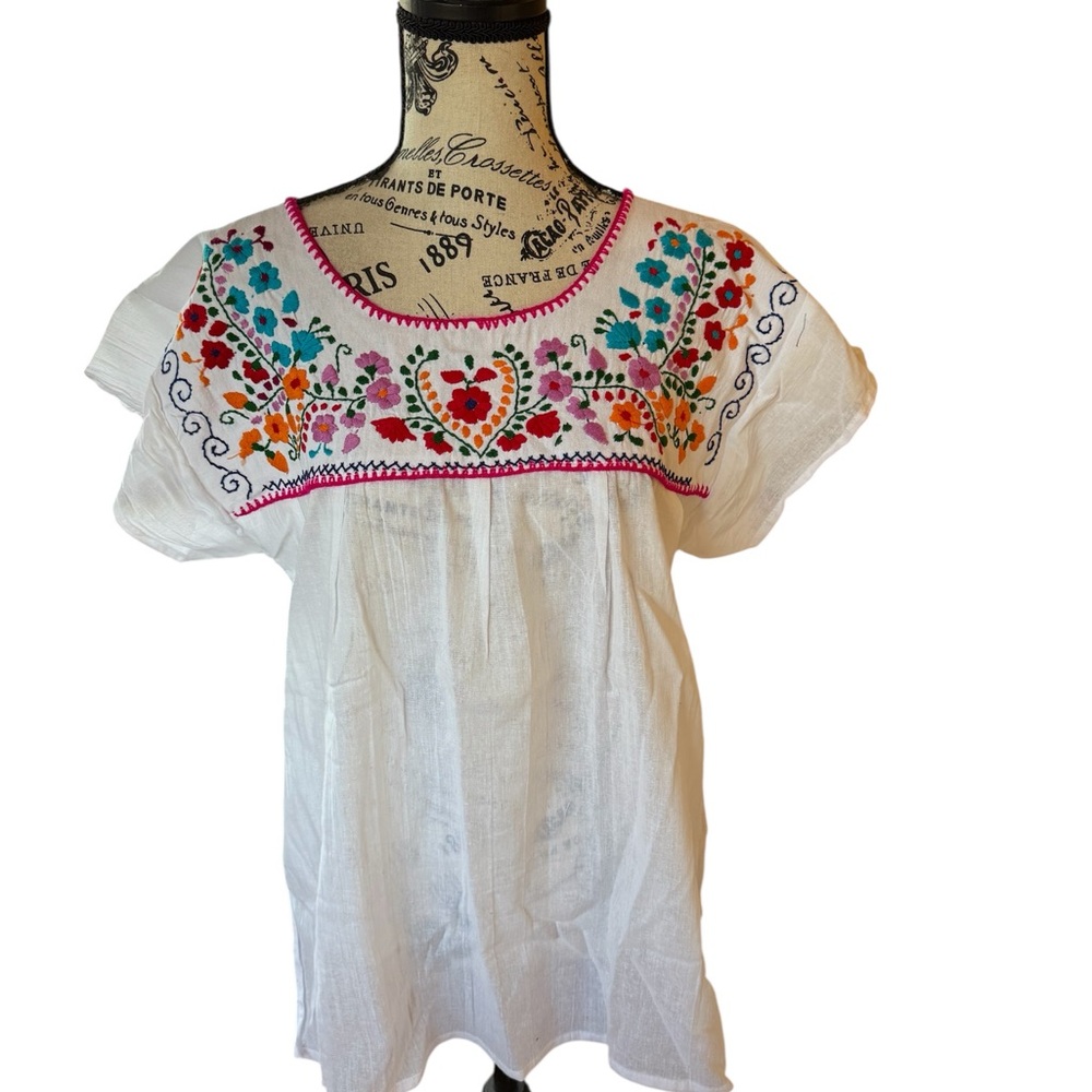 White blouse, black, embroidered blouse, Mexican blouse, golden embroidery, Sz M